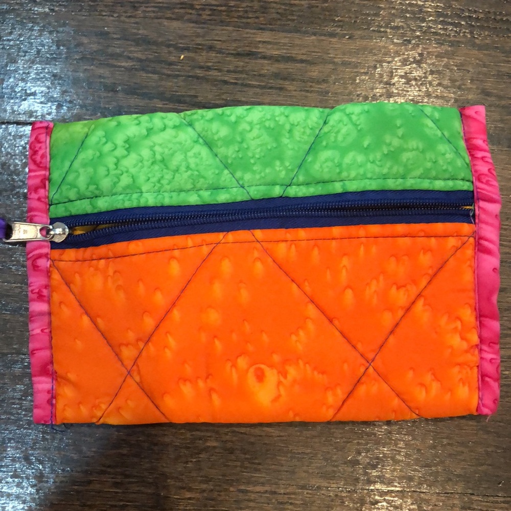 Tote - Picture 3 of 10